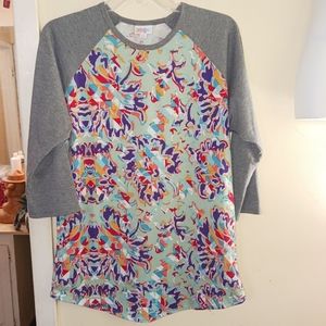 LuLaRoe shirt size L